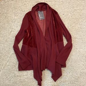 89th & Madison long sleeve BRAND NEW cardigan! Size medium!